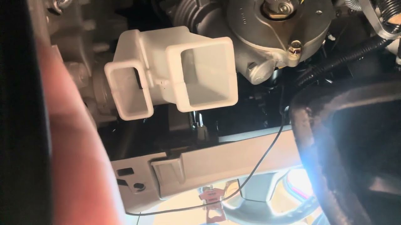 Barefoot pedal pumping 👣