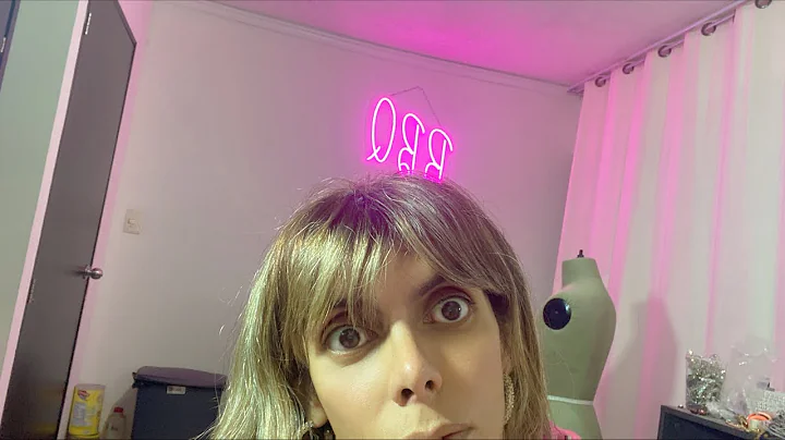 Rectificando el vestuario de Paola