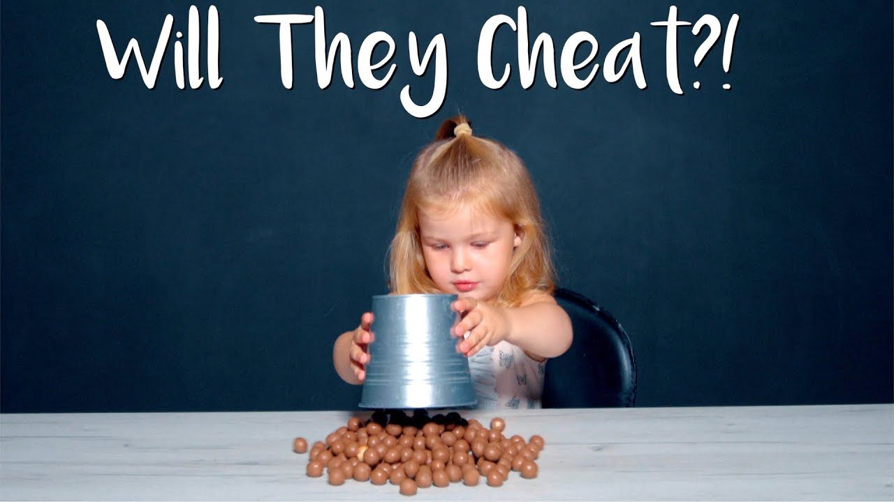 WILL THEY CHEAT?! HIDDEN CAMERA GAMES PART 5 YouTube