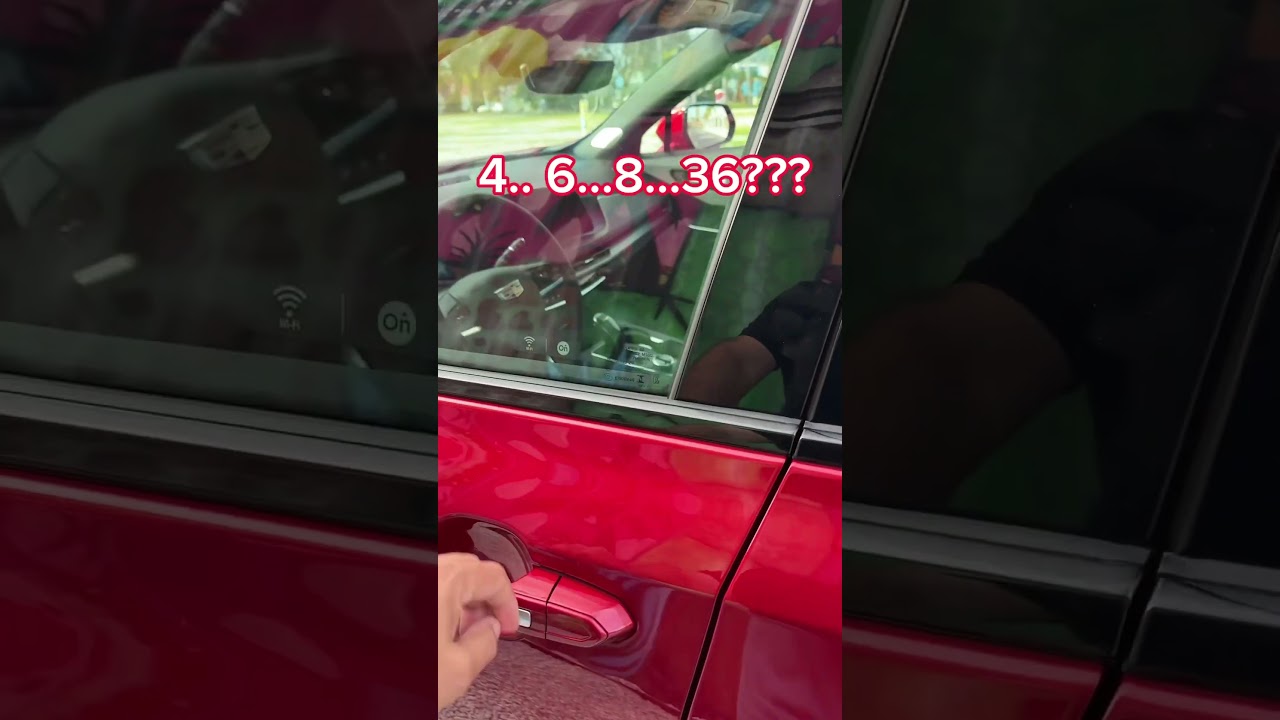 ¿Cuántos logos de Cadillac eres capaz de encontrar en el XT4?