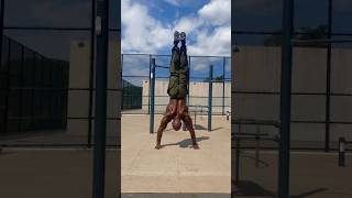 4 DIFFERENT FREE STANDING HANDSTAND PUSH-UP VARIATIONS