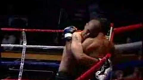 World Kickboxing Champion Randy Pogue in his MMA d...