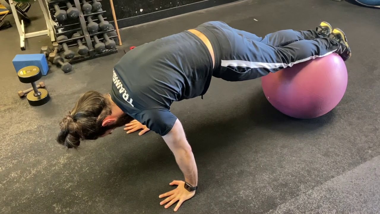 Swiss ball abs - YouTube