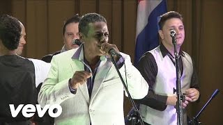 Video thumbnail of "Carlos Brito - Tú Loco Loco y Yo Tranquilo (Live)"