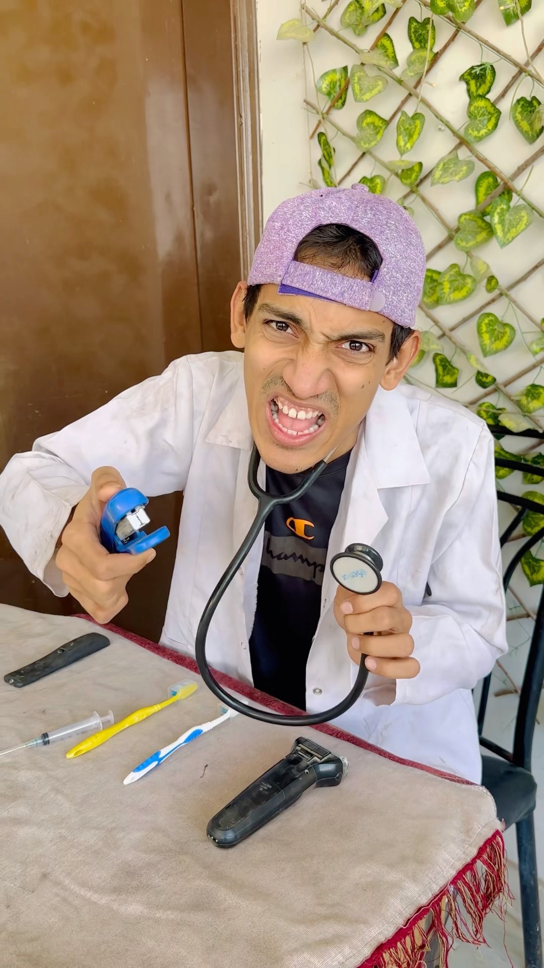 Doctor ?Never Open Mouth ?|