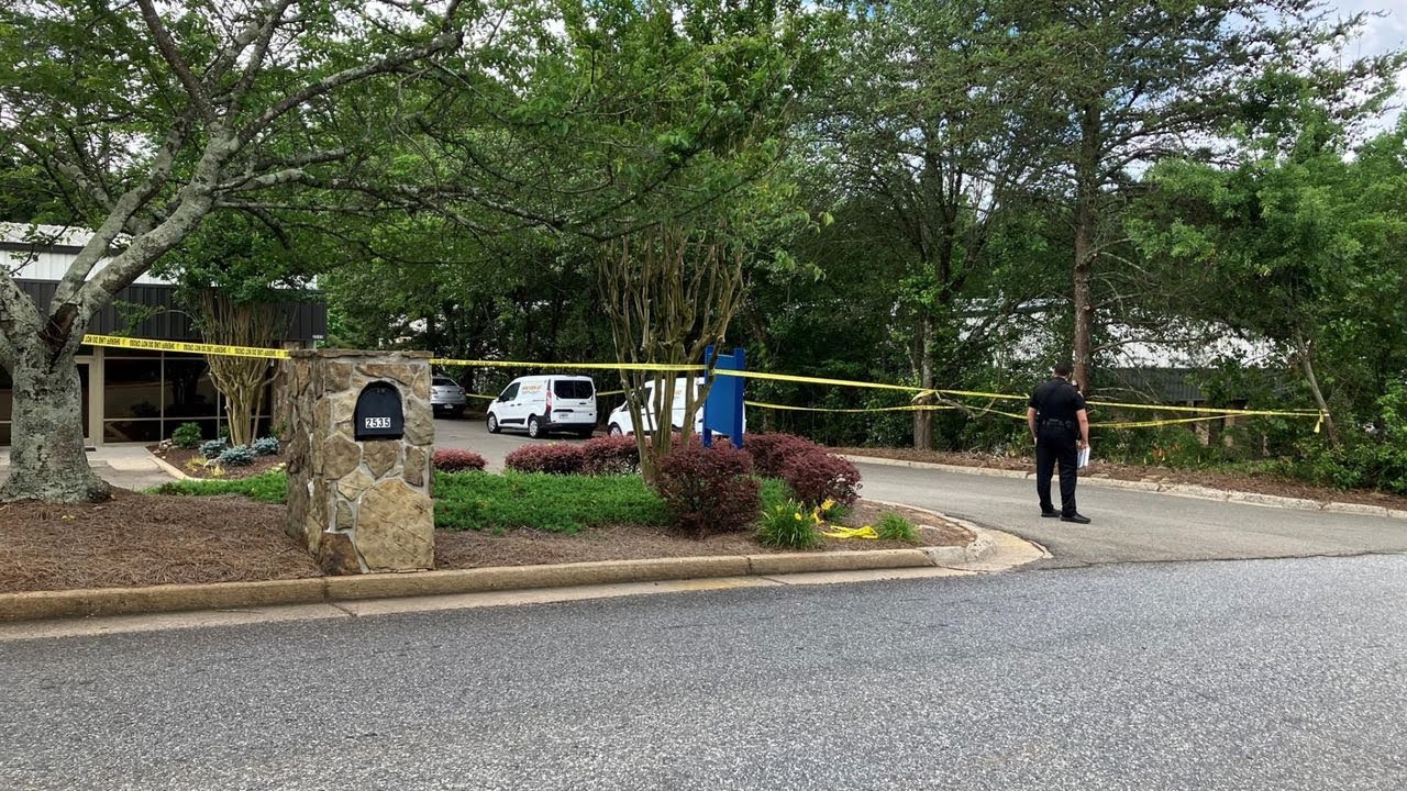 1 employee dead, 1 critical after shootout at Forsyth County business ...