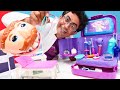 Doktor oyunları! Doc McStuffins yerine Nail baba! Ninja Kaplumbağalar ve Splinter usta hastalar!