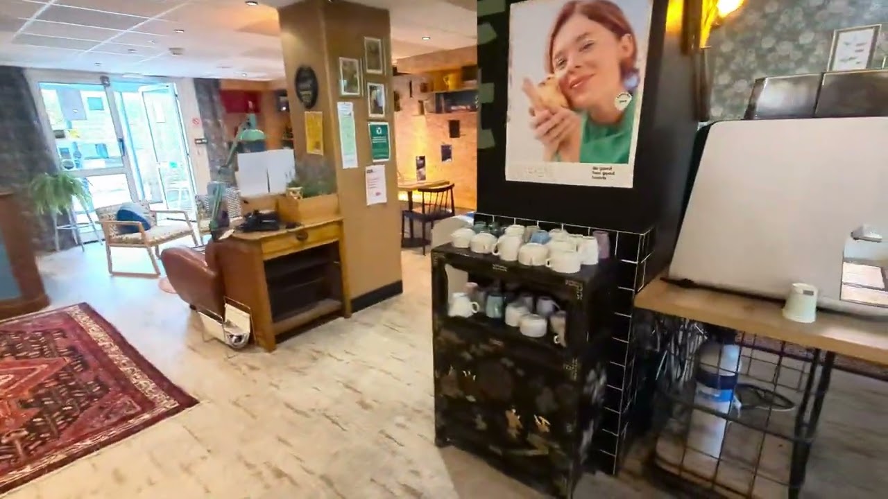 Walk through the accor two star Greet Hotel, next to the Novotel at Chartres France