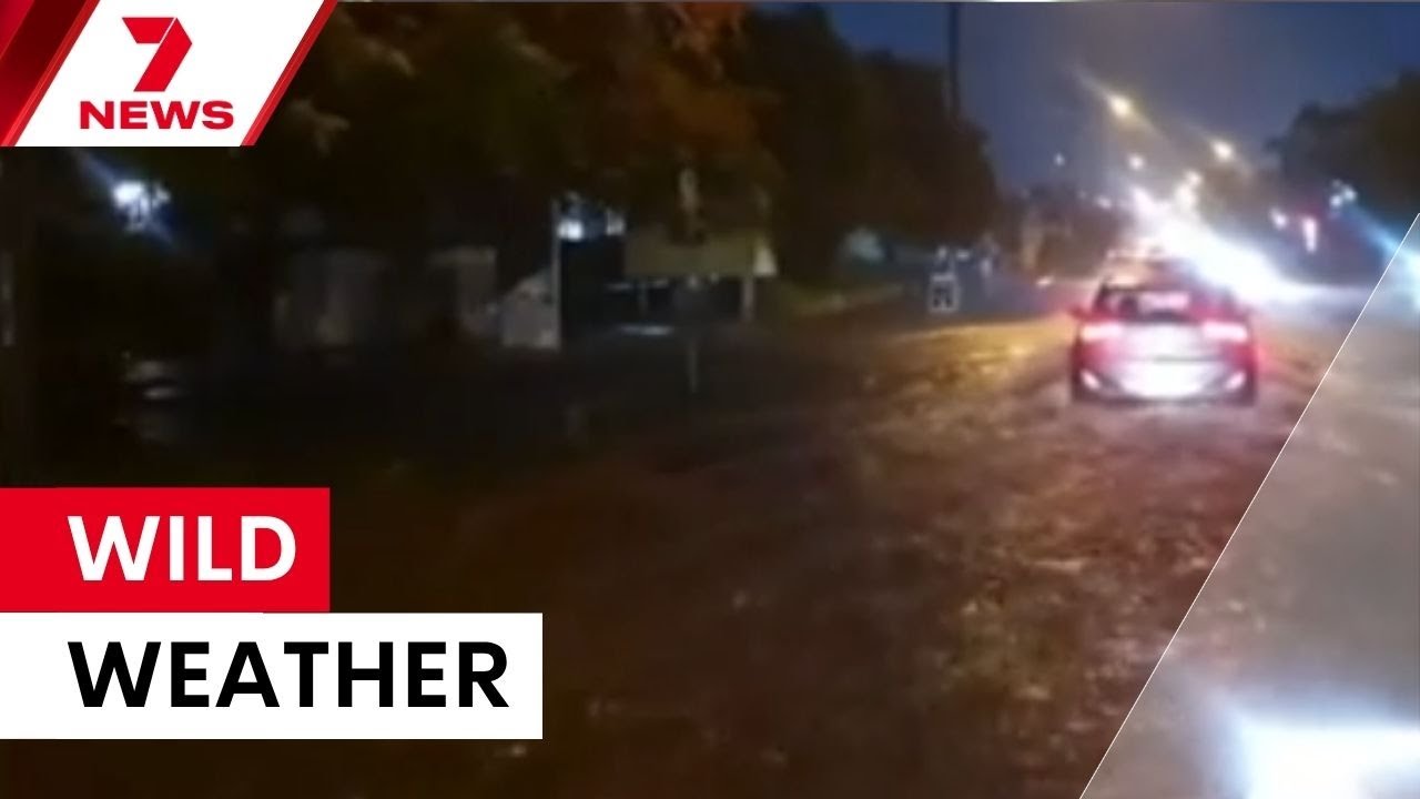 Thunderous weather smashes through Queensland | 7NEWS - YouTube