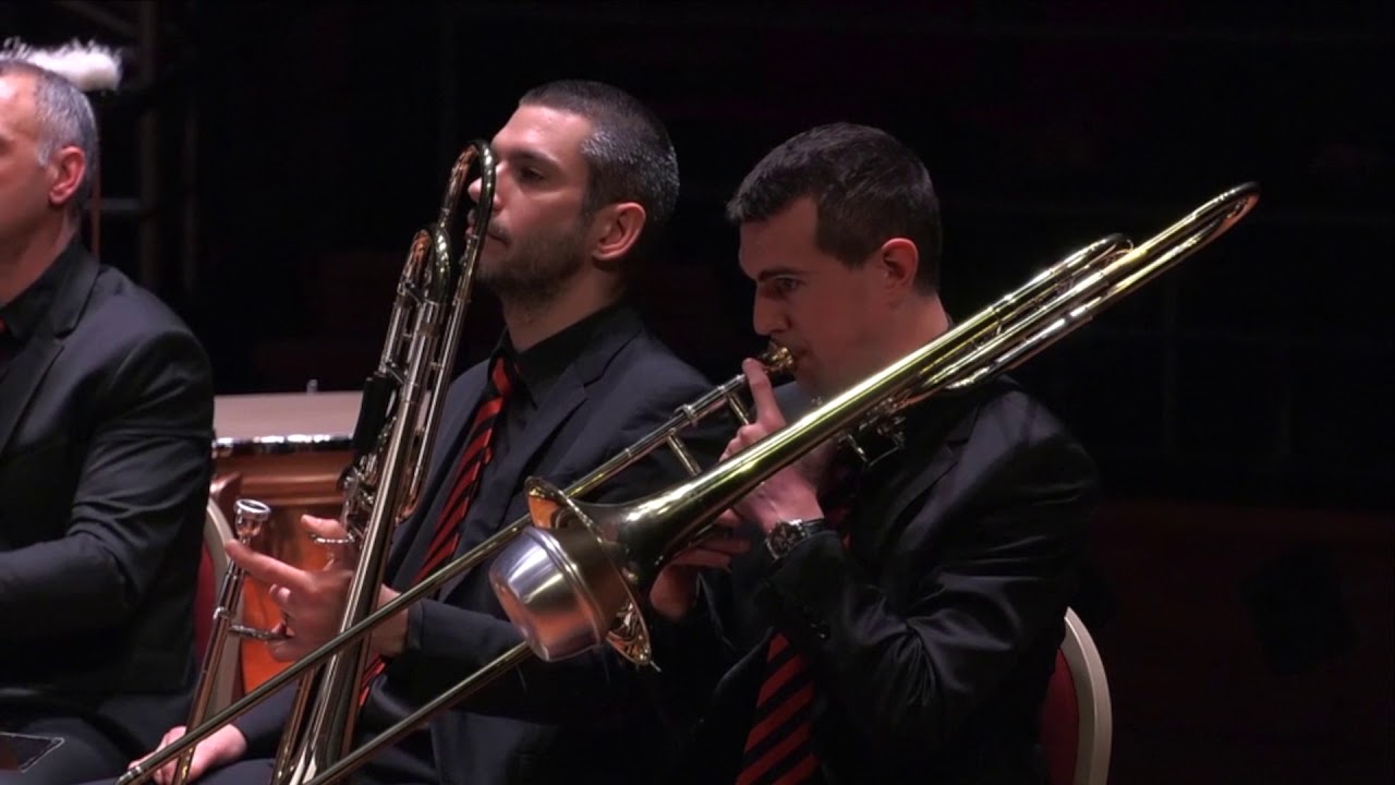 Brass Band de Toulouse Reflections on Swan lake de Stephen Roberts YouTube