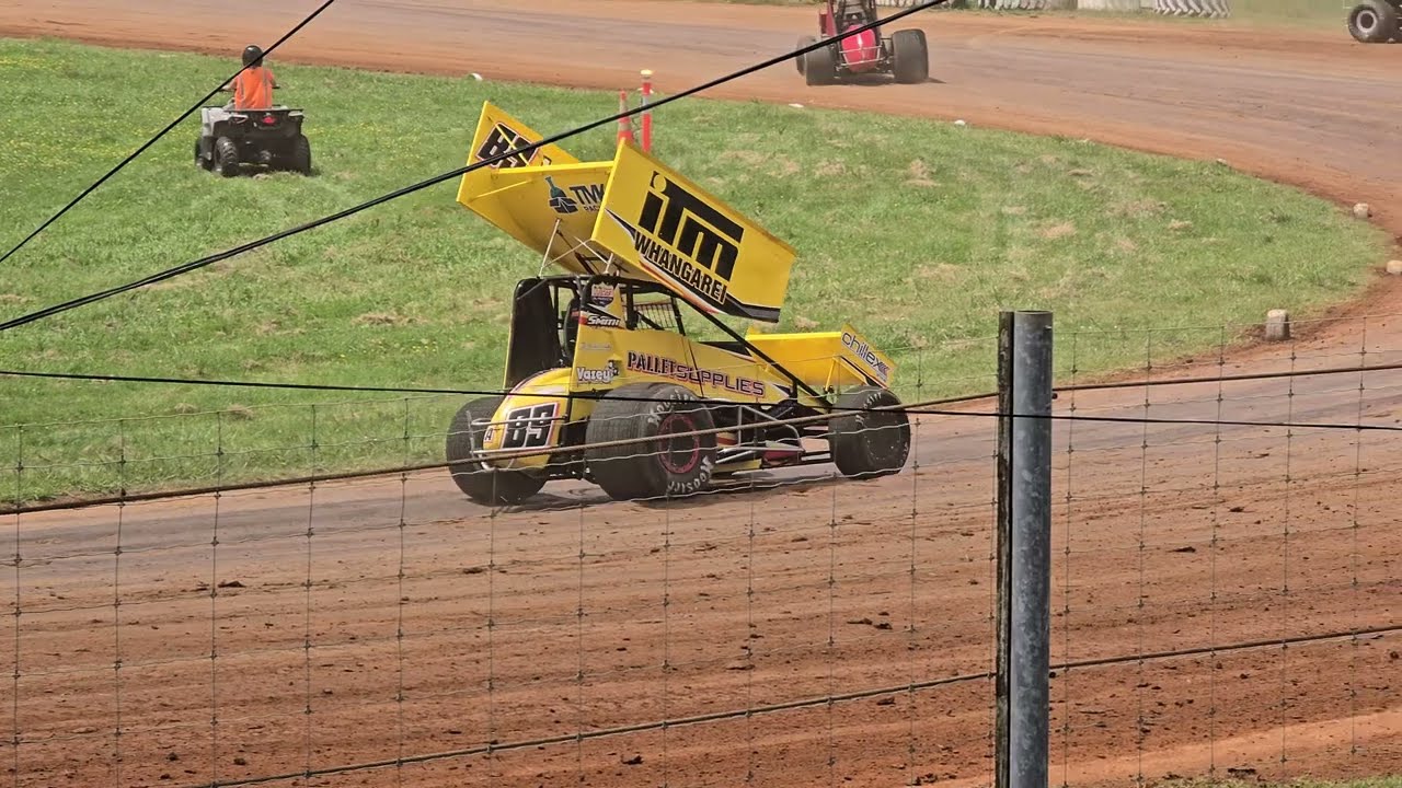 Leftie Modifieds - Waiuku Dirt Track Club 16/11/2025