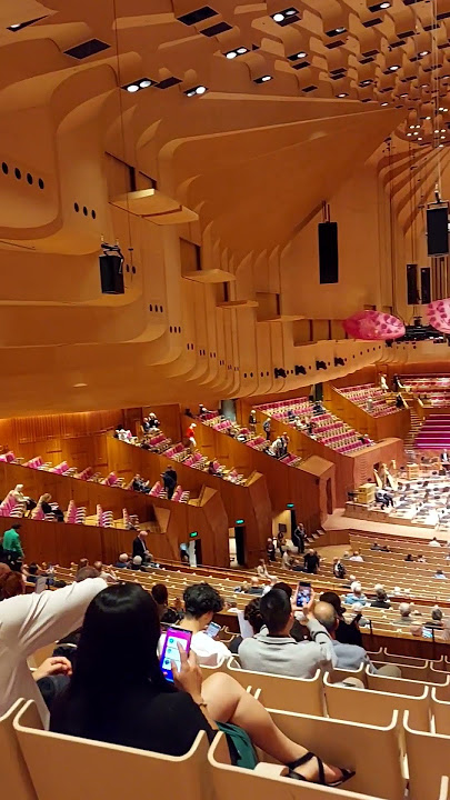 Inside of the Sydney opera house ○