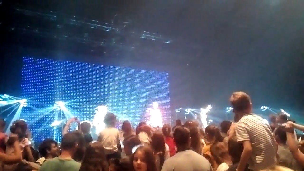 ON ÉCRIT SUR LES MURS - KIDS UNITED À TOULOUSE