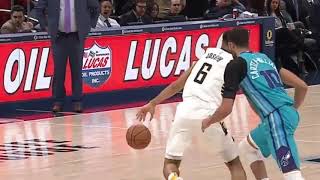 Lance Stephenson這個妙傳前 還搭配複雜的手勢😲😲😲