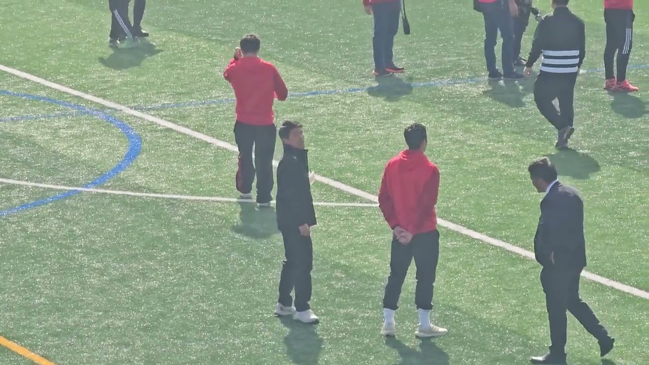 ノーサイド精神　大阪桐蔭 vs 京都工学院　試合後両チーム仲良く写真撮影会　