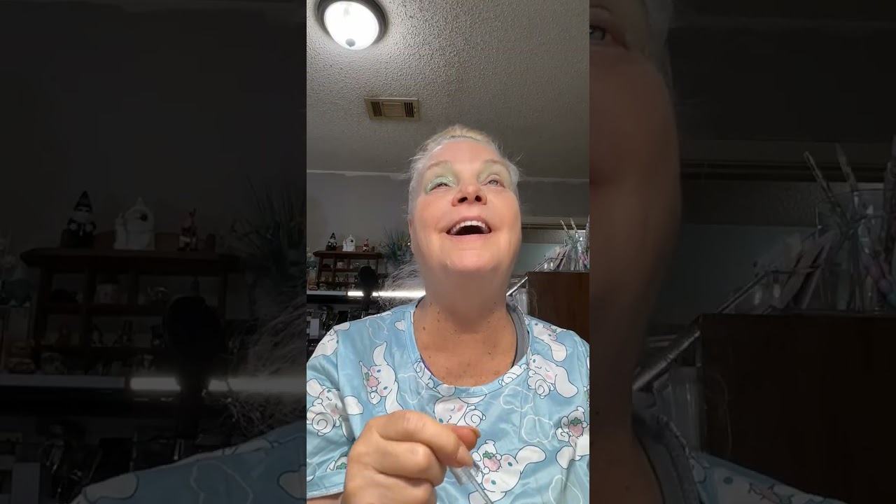 We got us some real shimmery stuff going today , do my make up with me .￼￼