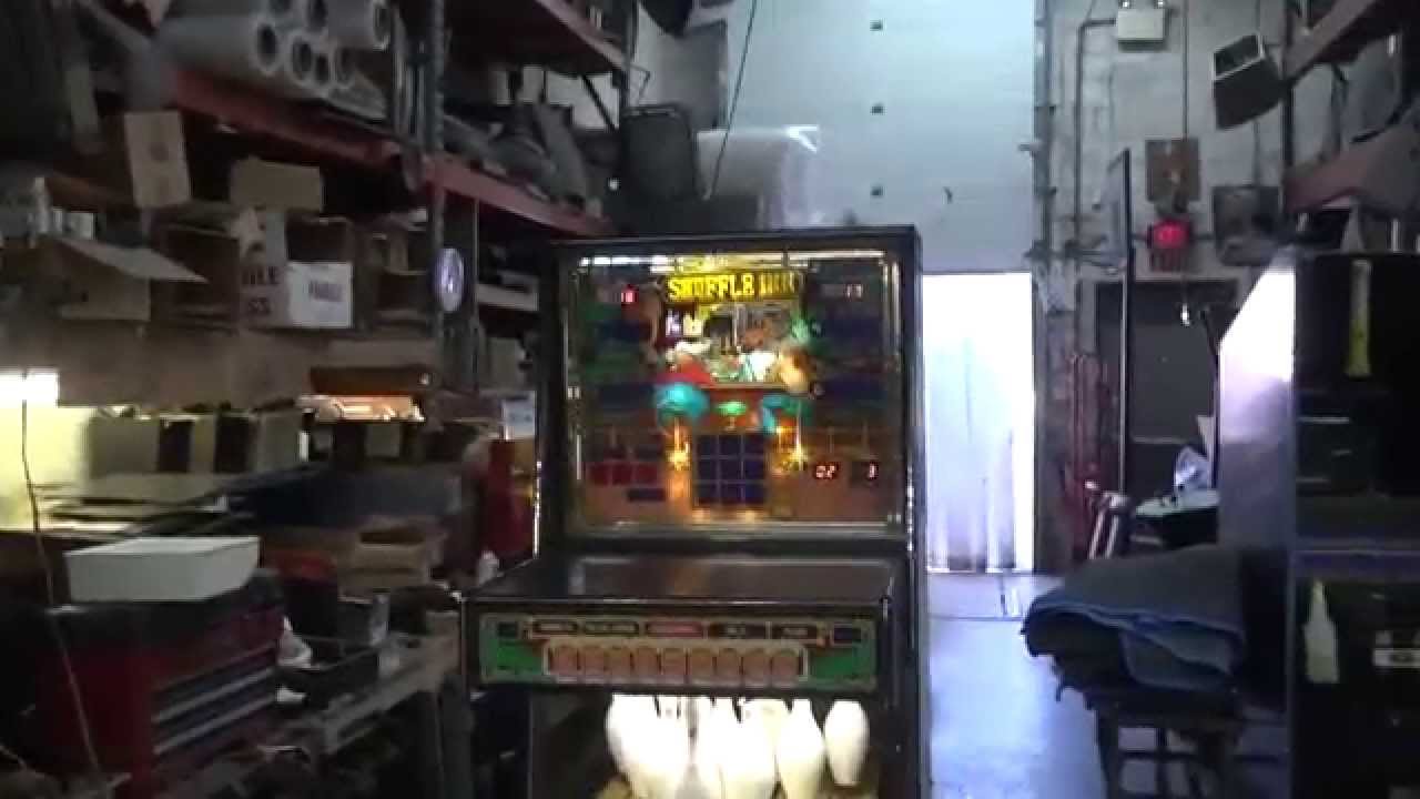 667 Williams SHUFFLE INN Shuffle Bowling Alley shown by Wallace