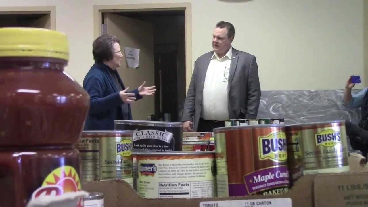 Senator Jon Tester tours Billings Food Bank YouTube