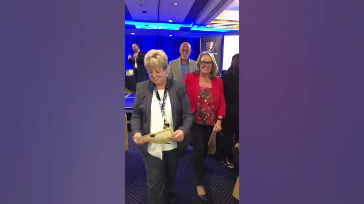 Mobe Supercharge Summit receiving my Titanium cert...