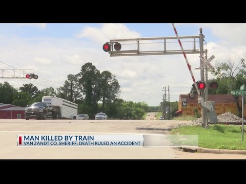 Grand Saline man dies after being hit by train