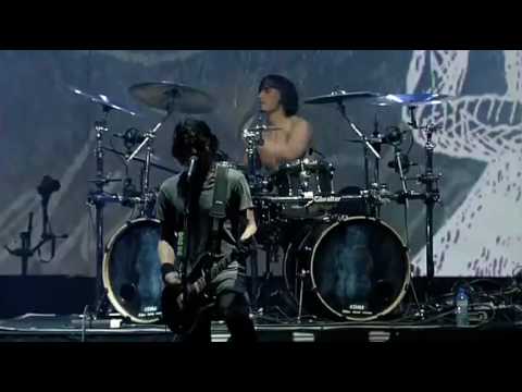 Gojira - The Heaviest Matter of The Universe (Live at Vieilles Charrues Festival 2010)