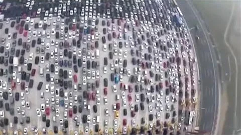 China's Massive 'Golden Week' Traffic Jam - DayDayNews