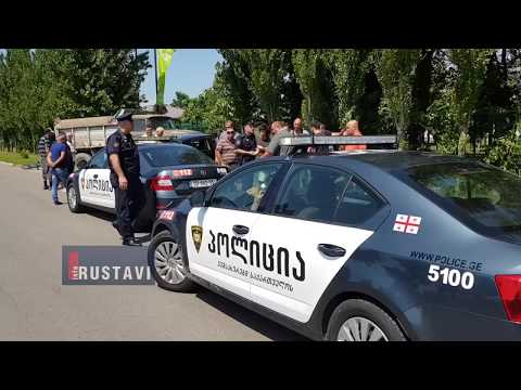 სატვირთო ავტომობილი მსუბუქ ავტომობილს დაეჯახა