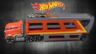 Hot Wheels Car-Go Race Hauler from Mattel