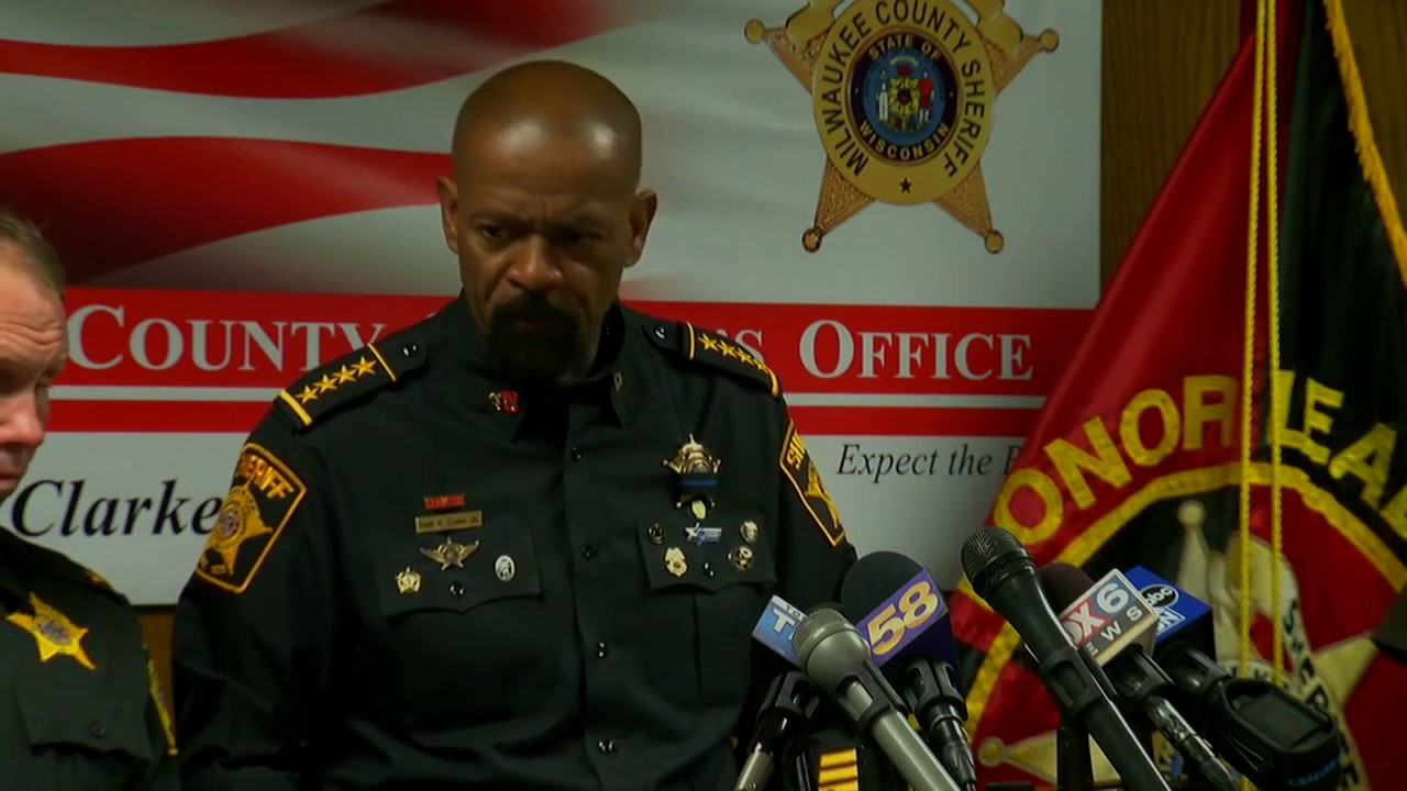Investigators Discuss Bradford Beach Police Shooting - YouTube
