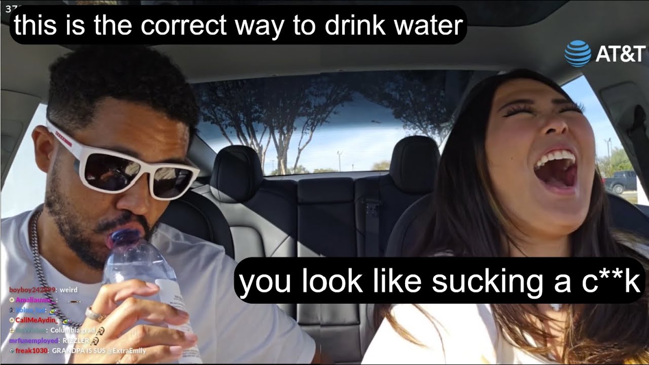 Ник ломает Эмили, чтобы показать ей ее настоящий смех