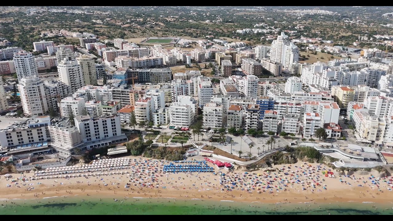 Armação de Pêra. Algarve. Portugal. Drone 4K