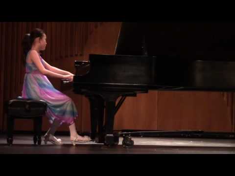 Hannah Zhang at