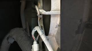 日産　フーガ　ラジエーターファン回りっぱなし。