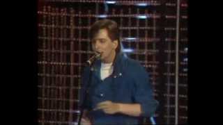 Eurovision 1983 - Yugoslavia - Danijel - Džuli Resimi