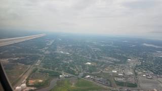 American Md-83 Landing At Norfolk Orf