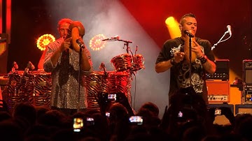 Oye Como Va - Santana Greatest Hits Live at Montreux 2011