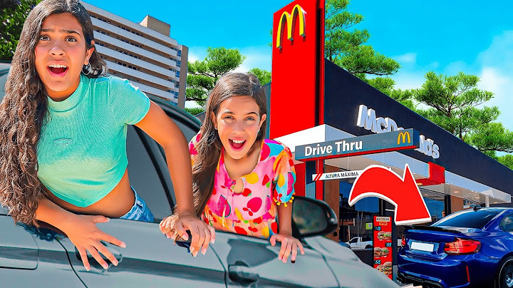 WE ASKED FOR EVERYTHING THE CAR IN FRONT ASKED FOR IN THE DRIVE THRU! It went wrong 😅
