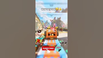 HE LAGGING OR HACKING | SUBSCRIBE TO CHANNEL FOR DAILY CONTENT #shorts #apexlegends