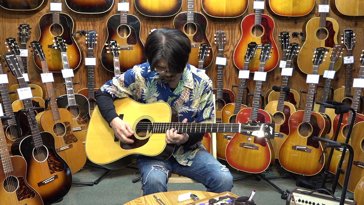 COLLINGS D 2HA VARNISH 2016 - YouTube