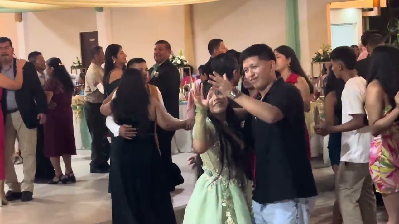 fiesta de quinceños Costa Manabi en Los Bajos 2026