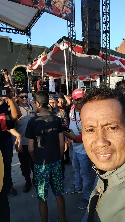 Kanjeng bupati Ponorogo Raden mas Sugiri sancoko menghadiri  acara reog obyok di alun alun ponorogo