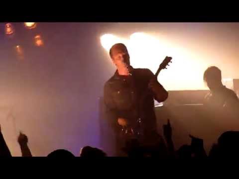 Queens of the Stone Age - Walkin on the Sidewalks (Live in Copenhagen, May 8th, 2011)