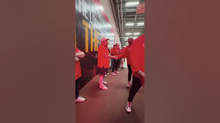 Andy Reid meets the Huskers #b1g #nebraskafootball #gbr #chiefs