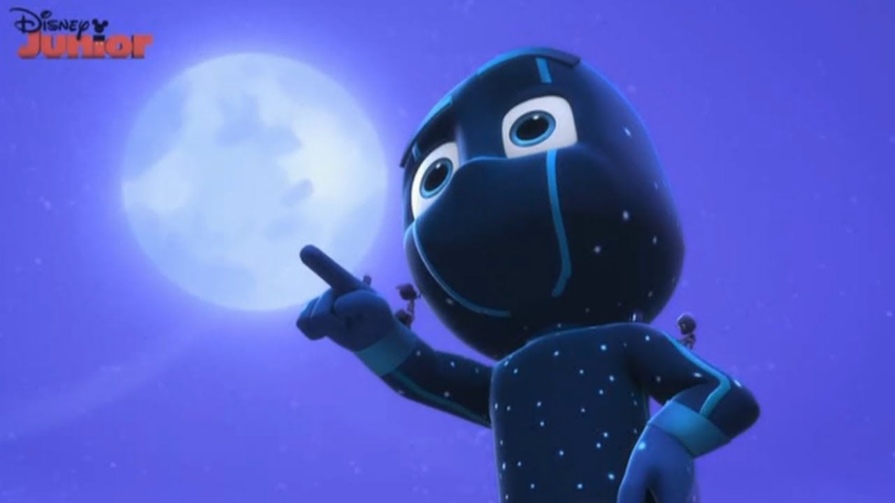 PJ MASKS: Héroes en Pijamas - Estatua gigante de ninja oscuro (Los dos errores de buhíta) junior contra once caldas