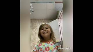 O GÜZEL  ELBISELERI  ORDUGUM DÜNYA TATLISI  TORUNUM