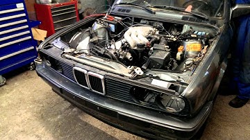 BMW E30 325i 327i M20B27 Startup with open headers