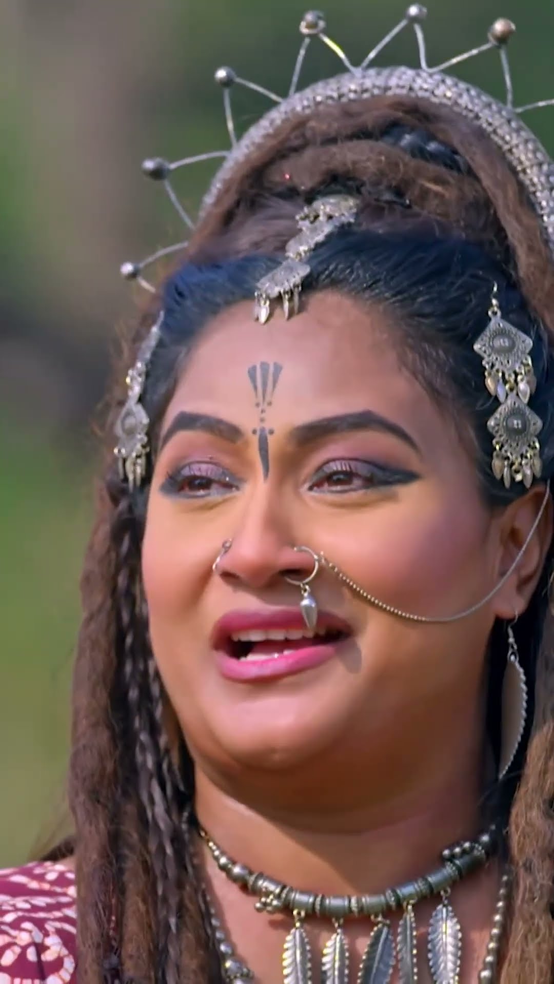 Rajeev's surprise for Parineet | Parineetii | परिणीती