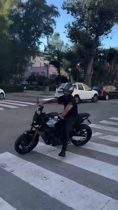 Yamaha mt09 sp v4 Dominator exhaust