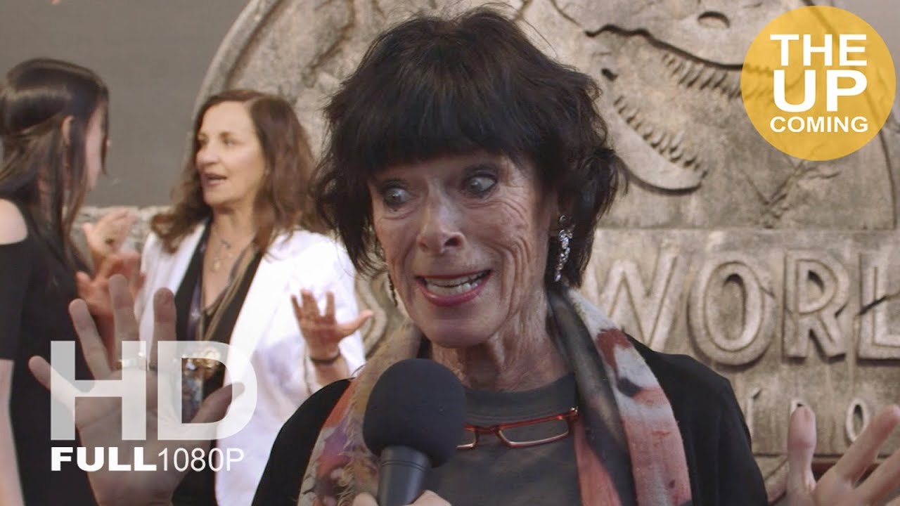 Geraldine Chaplin Interview At Jurassic World Fallen Kingdom Premiere Youtube