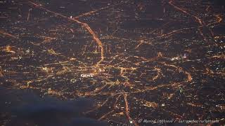 Вечерняя подсвеченная Москва с самолёта